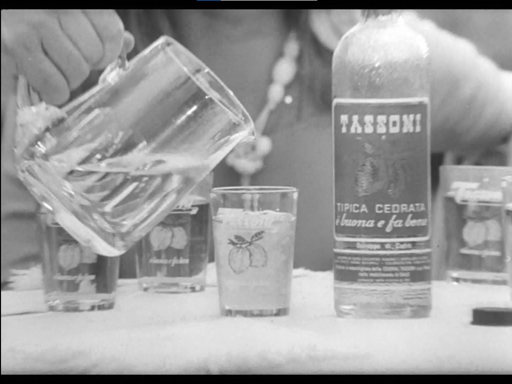 Still frame per Camping - immagine 4