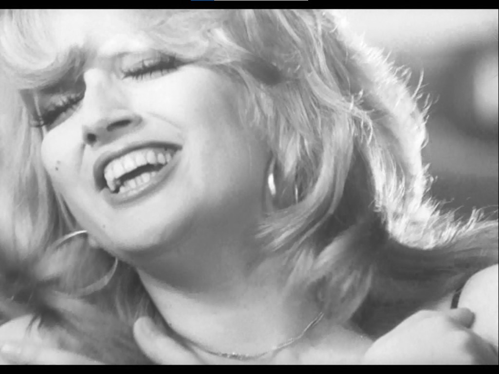 Still frame per Amor mio - immagine 2