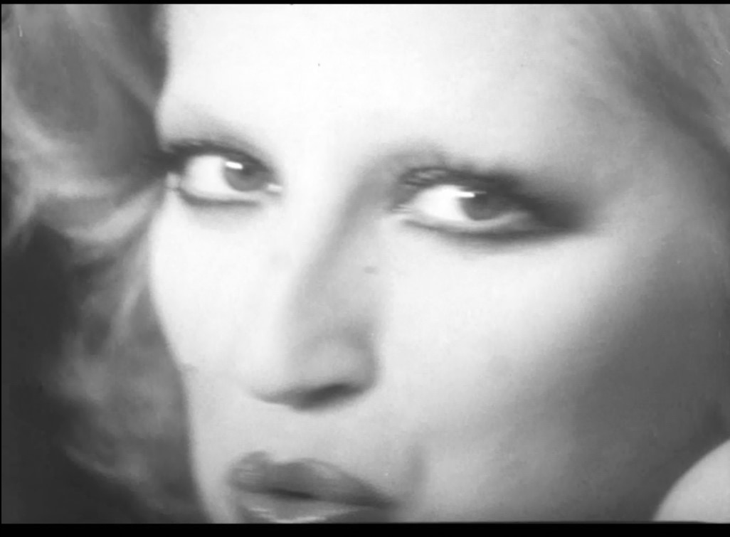 Still frame per La scala buia - immagine 2