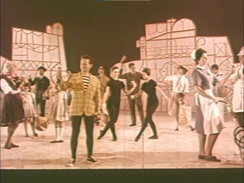 Still frame per Attimi di gioia - N. 1 - immagine 2