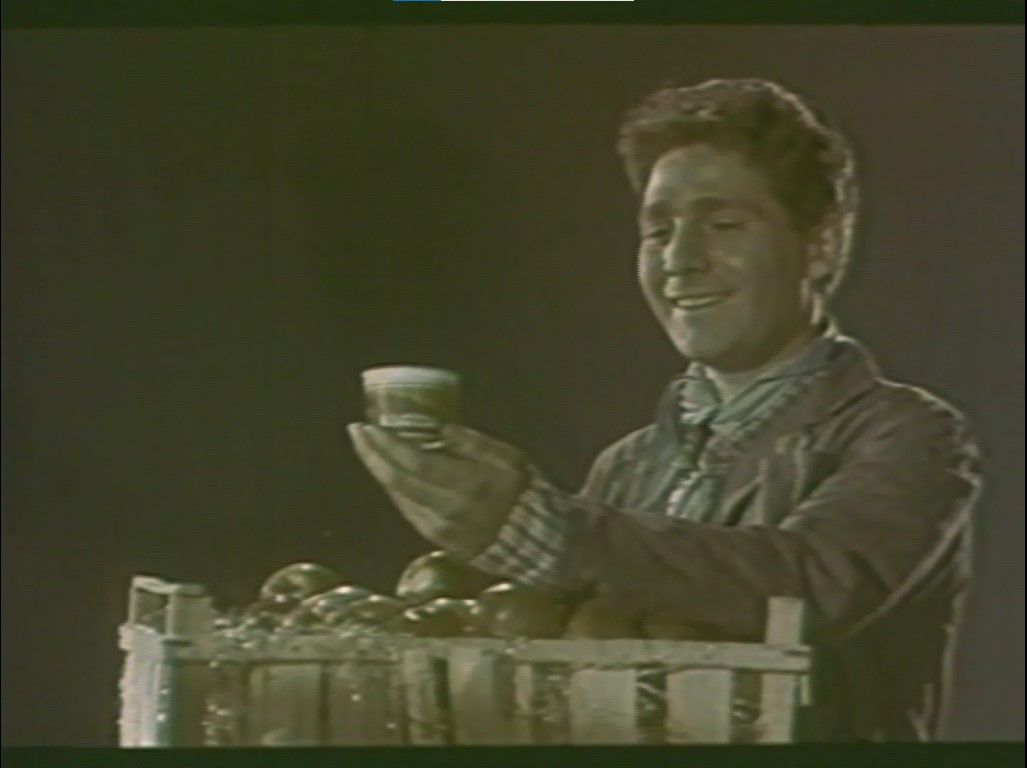 Still frame per Attimi di gioia - N. 2 - immagine 1