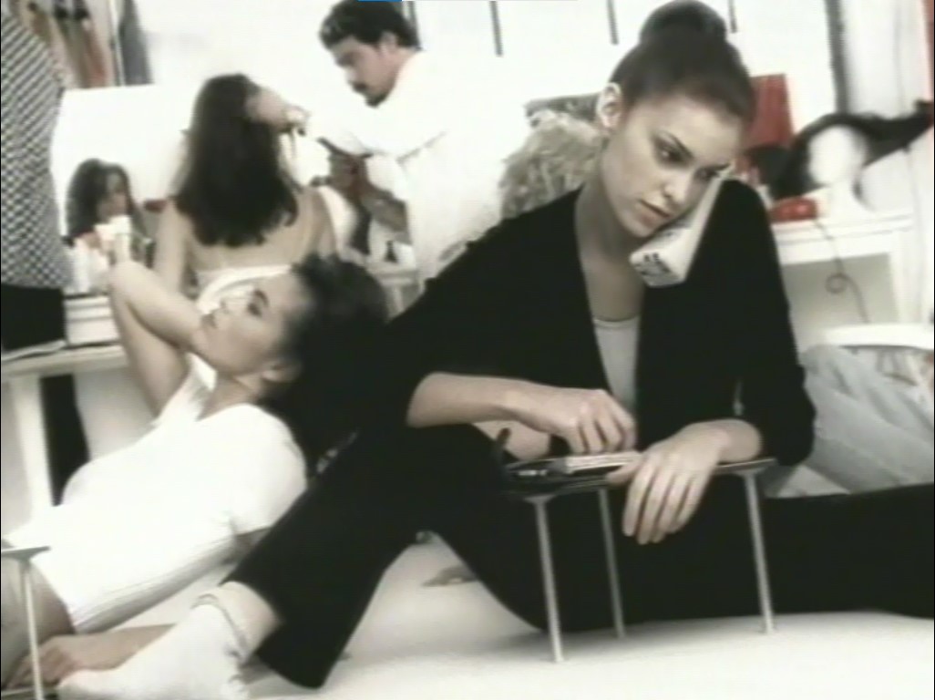 Still frame per Comode e belle - immagine 2