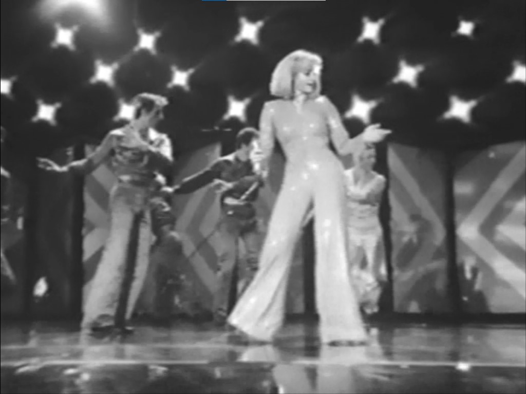Still frame per A far l'amore comincia tu - immagine 3